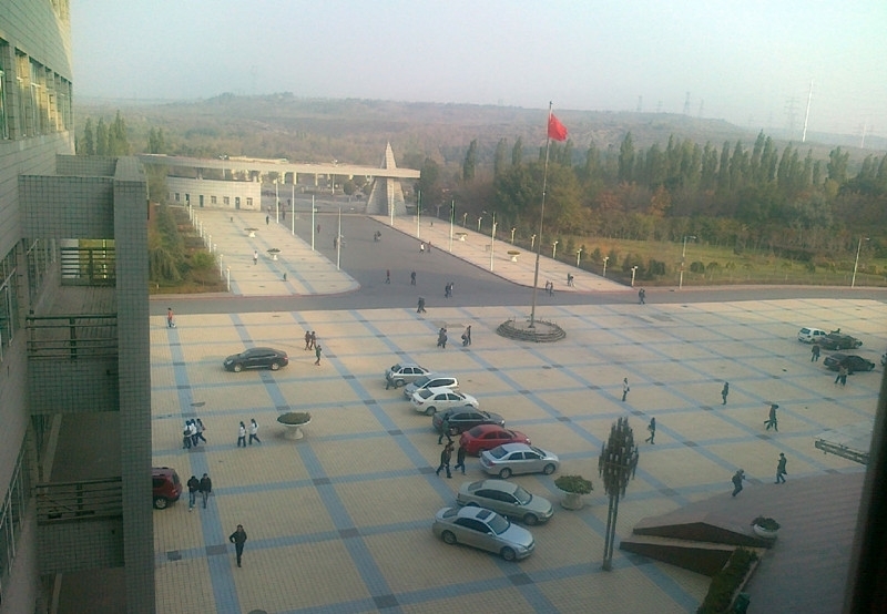 新疆大学